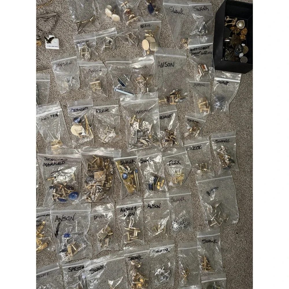 Vintage Cufflinks Tie Tacks Tie Bars Huge Lot 500+pcs Swank Sara Cov Anson Hicko
